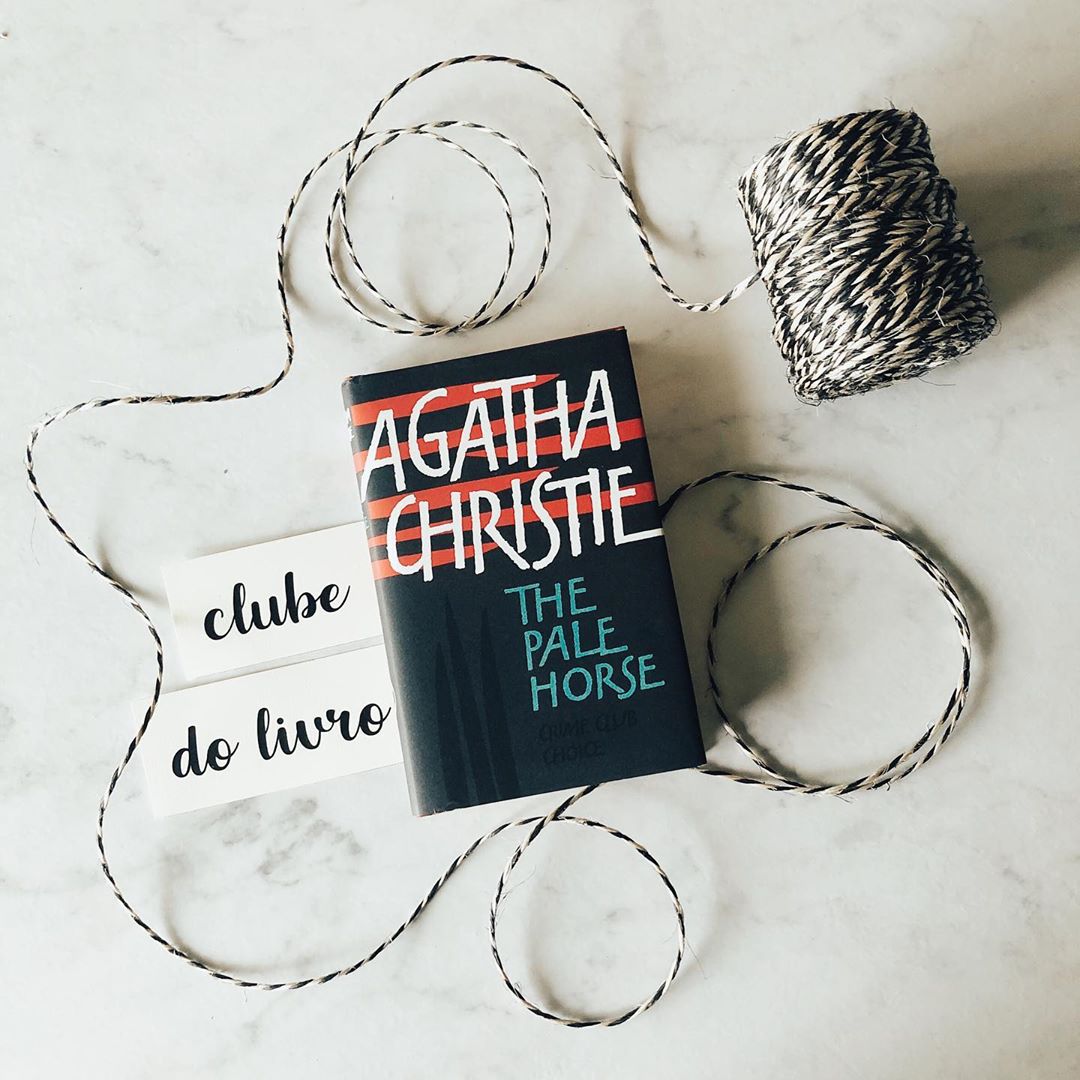 O cavalo amarelo de Agatha Christie é próxima leitura do nosso clube do livro.