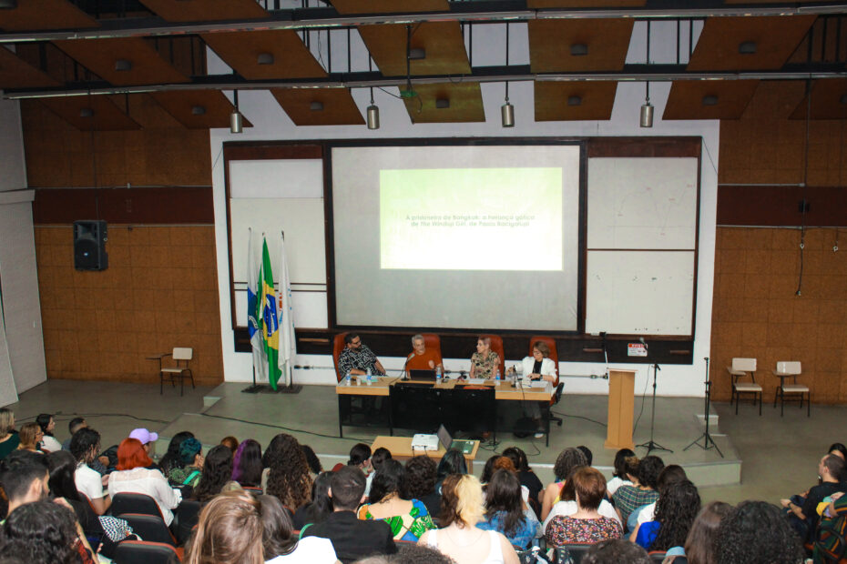 I Encontro Literatura Inglesa Brasil: Foto de Jessica Fortes