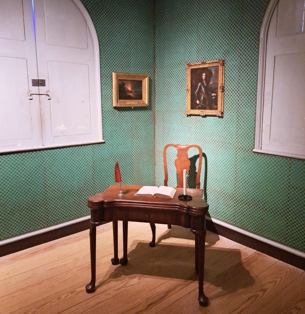 Green Closet de Walpole